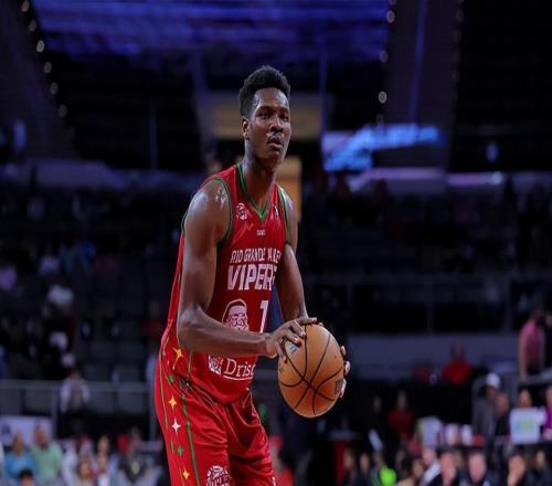 慘敗中為數(shù)不多的亮點！火箭二隊替補內(nèi)線的能力其實非常全面