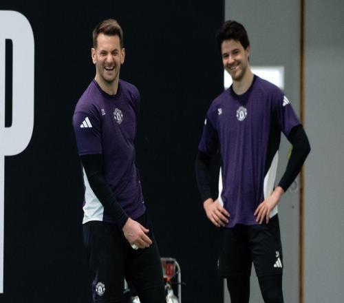 無名英雄！拉門斯親口感謝，曼聯(lián)39歲老將才是真正幕后功臣