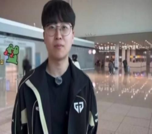 kiin：Ruler哥五殺拿太多了，現(xiàn)在我都感覺沒啥新鮮感了