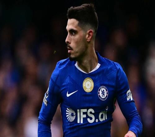 記者：巴薩在關(guān)注切爾西邊鋒內(nèi)托，而阿爾瓦雷斯仍是首要目標(biāo)