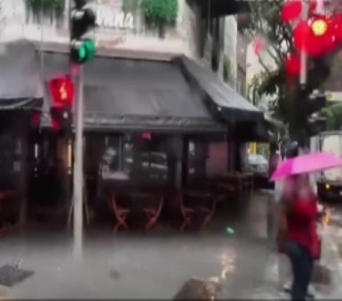 BLG前線直擊：先購買日常用品一起體驗一下異國的風(fēng)土人情吧