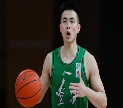 逆轉(zhuǎn)15分取四連勝！遼寧末節(jié)一波流擊潰山西趙繼偉9+5引10人砍分