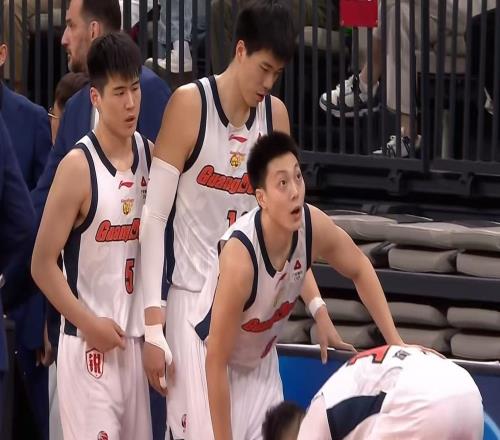 恭喜杜鋒！廣東最強(qiáng)“王牌”正式到位，陳家政慘遭棄用！