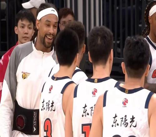 廣東男籃力克深圳，遼寧男籃逆轉(zhuǎn)山西新疆不敵吉林北控力克天津