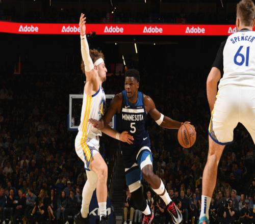 華子42+8+5拒逆轉(zhuǎn)！庫里生日夜勇士3人傷退4連敗波神20+4難救主