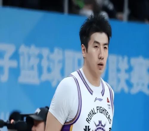 北控有提升！豪斯盤活進攻，三寧挖三分，防守提升，內(nèi)線主導(dǎo)攻守