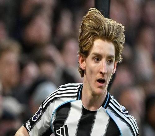 時(shí)隔13年藍(lán)橋再度淪陷！戈登一劍封喉，切爾西01紐卡雙線潰敗