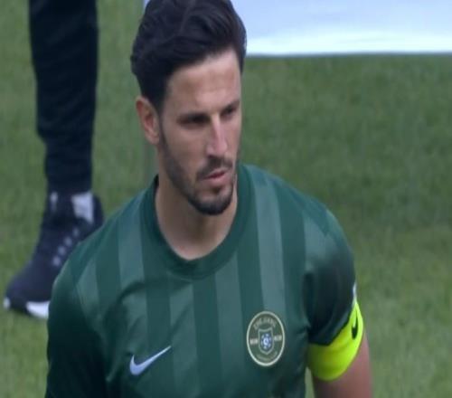 里程碑,卢卡斯完成代表浙江队中超第100次出场