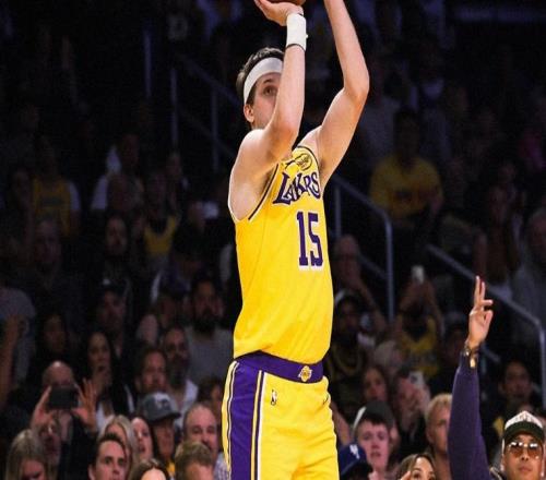 里夫斯絕平+東契奇絕殺！湖人擊敗掘金升西部第3，東契奇30+11+13