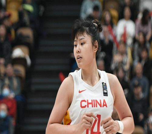 8676南蘇丹，驗(yàn)出誰是中國(guó)女籃大腿，不是李月汝，也不是張子宇