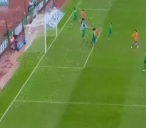 賽季首??！北京國安冷雨中客戰(zhàn)不敵山東泰山！相較0：6改觀不小