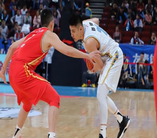 投奔李根！前北京首鋼球員重返職業(yè)聯(lián)賽，曾坦言被雅尼斯耽誤