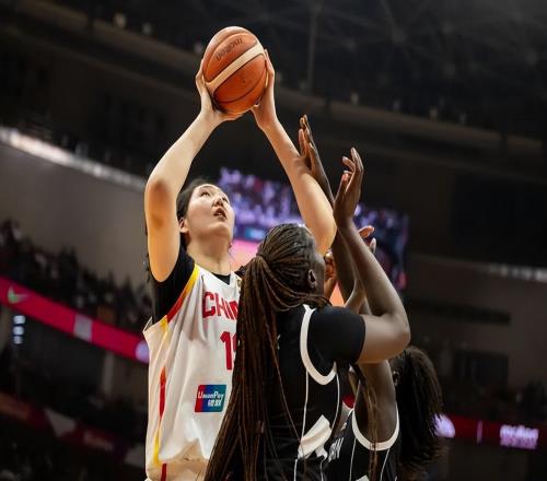 失望！女籃所有人都得分，唯她得0分，球迷：世界杯正賽別帶她了