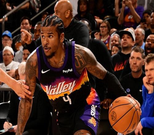 限定3月的超巨,如今成功返场!场均28+4,谁还说他是水货榜眼