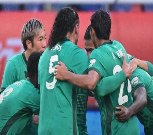 戰(zhàn)報(bào)張玉寧破門北京國安12山東泰山