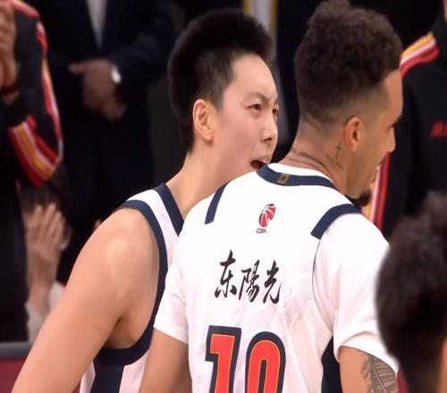 裁掉麥考爾+留下薩林杰廣東隊(duì)被迫“4選1”，第五外援人選曝光