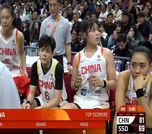 中國(guó)女籃：4人表現(xiàn)不佳，末節(jié)雙塔成隱患，羅欣棫+24效率高