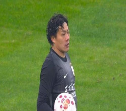 國(guó)安只高興了2分鐘，韓鵬換人險(xiǎn)釀大錯(cuò)泰山換個(gè)后腰勢(shì)頭可爭(zhēng)冠