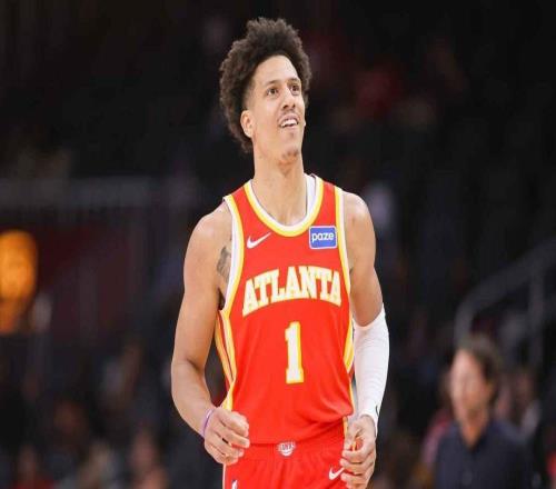 統(tǒng)治力，老鷹隊(duì)擊敗雄鹿隊(duì)，成就自201415賽季以來未見的壯舉