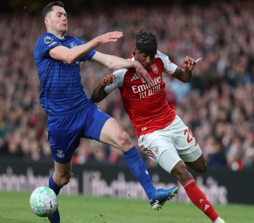 英超神劇情：門將兩次失誤，領(lǐng)頭羊接近冠軍，阿爾特塔揮拳狂歡