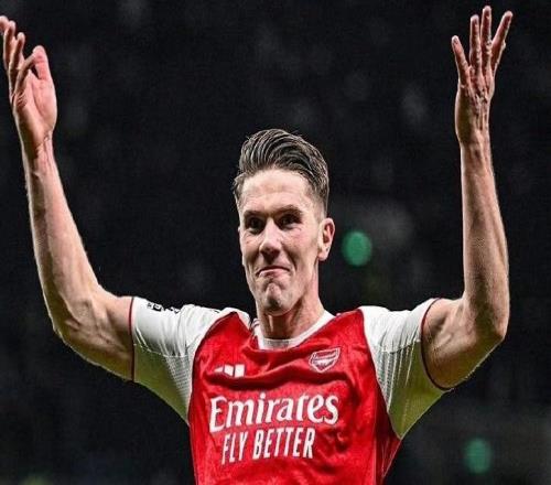 曼城空歡喜！16歲小將刷爆英超紀(jì)錄，阿森納20埃弗頓10分領(lǐng)跑