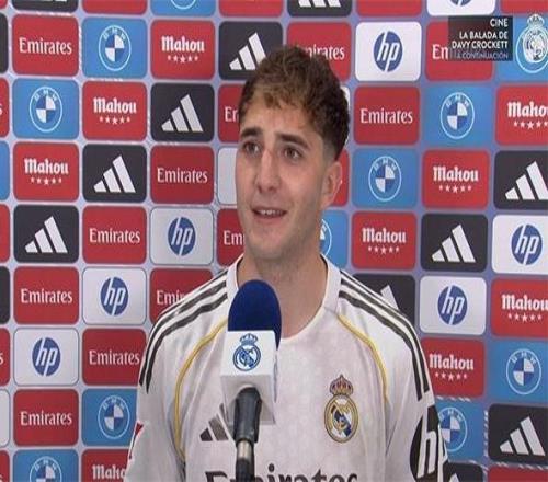 亞涅斯：踏上球場(chǎng)那一刻我驚呆了，這輩子都忘不了