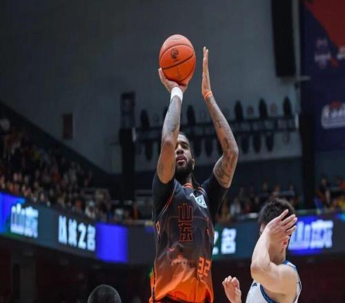 CBA積分榜，浙江加時勝廣廈，上海獨占榜首，山東連勝，北京3連勝