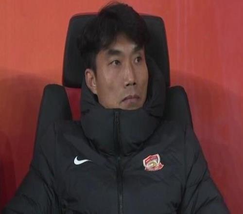 鄭智：恭喜海港獲勝，這兩場(chǎng)比賽失利我感覺(jué)愧對(duì)遠(yuǎn)征球迷