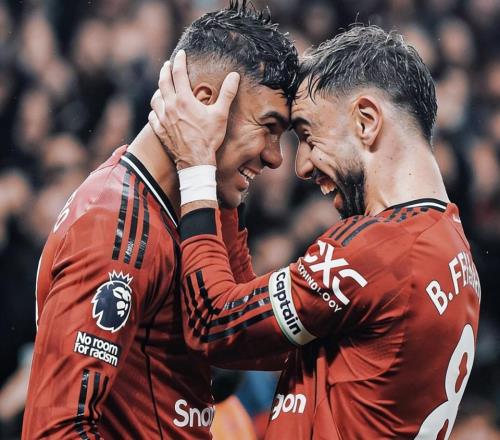 英超：曼聯(lián)31維拉穩(wěn)居第3！B費助攻雙響破紀錄謝什科替補破門