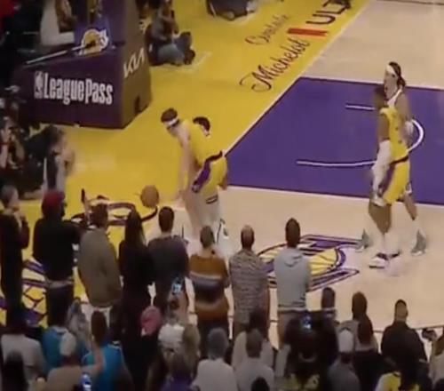 湖掘裁判報告：9.2秒吹罰瓊斯犯規(guī)為誤判，里夫斯不該獲兩罰