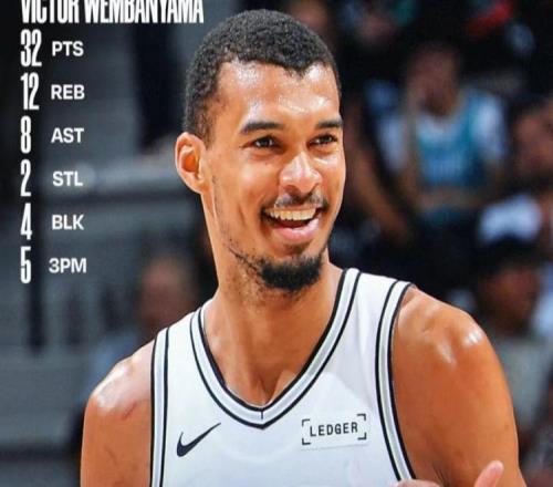 32+12+8！文班嘴瓢了！馬刺要雪藏了