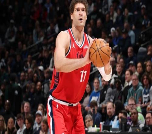 被國王內(nèi)線各種打爆！快船對于內(nèi)線老將的使用方式存在巨大的問題