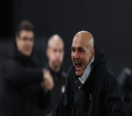 斯帕莱蒂:今晚最让我满意的是博加伊尔迪兹不适合踢中锋