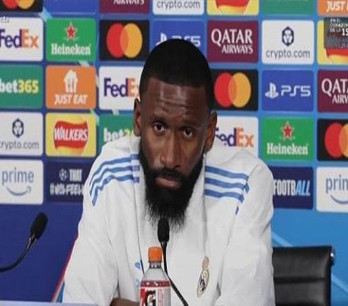 吕迪格:如果我真是故意用膝盖顶里科,他就站不起来了