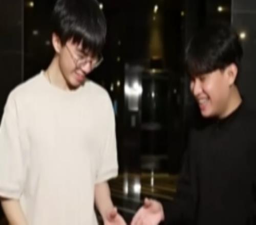 LPL發(fā)布先鋒賽動態(tài)：JunJia與Hizto、Vampire與RedBert交換隊服