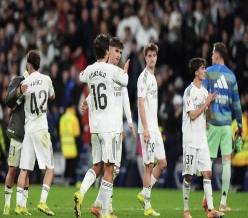 TA：皇馬高層相信俱樂(lè)部本賽季仍有能力贏得冠軍獎(jiǎng)杯