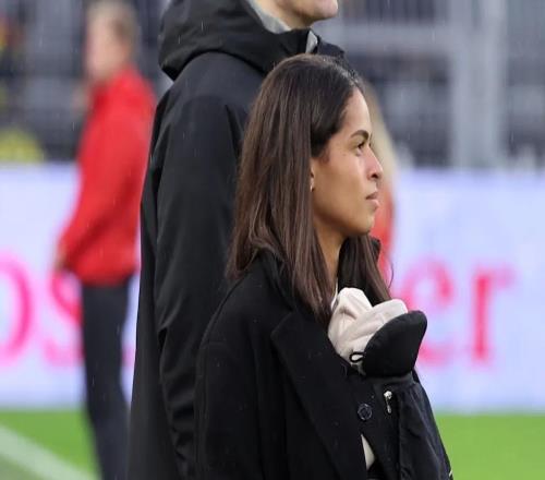 圖片報(bào)：施洛特貝克家族開會談球員未來，他哥和他爸參與其中