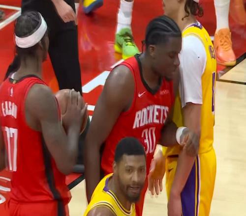 失誤麻了！火箭92100湖人，看數(shù)據(jù)：他就是頭號(hào)罪人！
