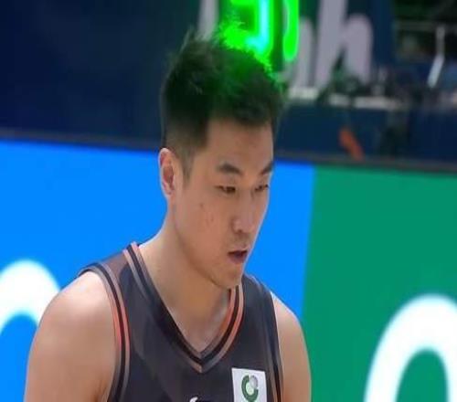 三分啞火，山東男籃13分不敵浙江高詩巖6中0新外援不適配體系