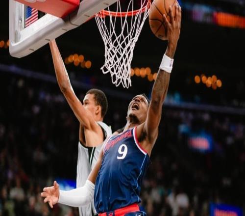 無緣24分逆轉(zhuǎn)！小卡缺席，快船拼盡全力惜敗馬刺，文班亞馬21+13