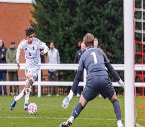 曼聯(lián)青訓(xùn)主管：我希望球員選擇這里，是因?yàn)樗麄兡艿玫綑C(jī)會(huì)