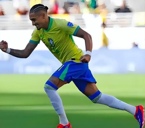 意外！一個細節(jié)就能告訴球迷克雷桑為何能兩場造三球，引發(fā)熱議