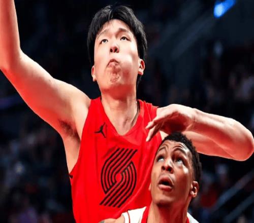 從7分鐘到31分！楊瀚森G聯(lián)賽暴走，用沉默撕碎“水貨”標(biāo)簽