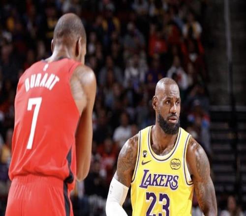 大小王PK，詹姆斯常規(guī)賽對陣杜蘭特20勝11負，季后賽5勝9負