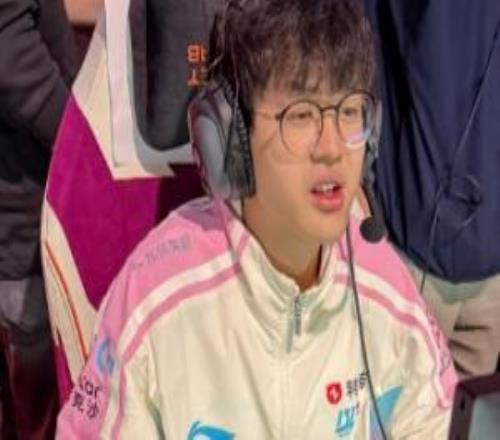 有驚無(wú)險(xiǎn)擊敗BFX！Xun賽后更博：下場(chǎng)比賽繼續(xù)沖！