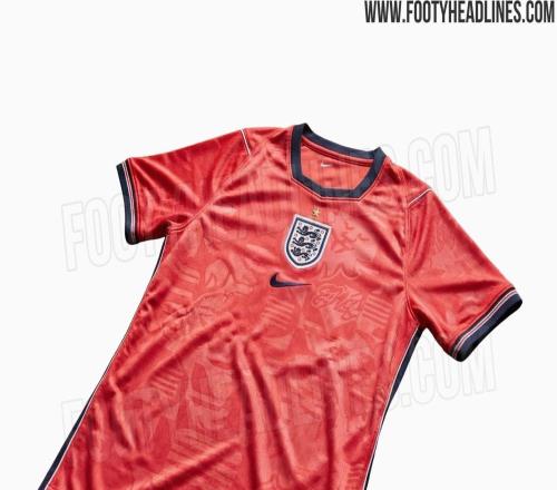 英格蘭世界杯球衣諜照：主場經(jīng)典款融入現(xiàn)代元素，客場紅色主色調