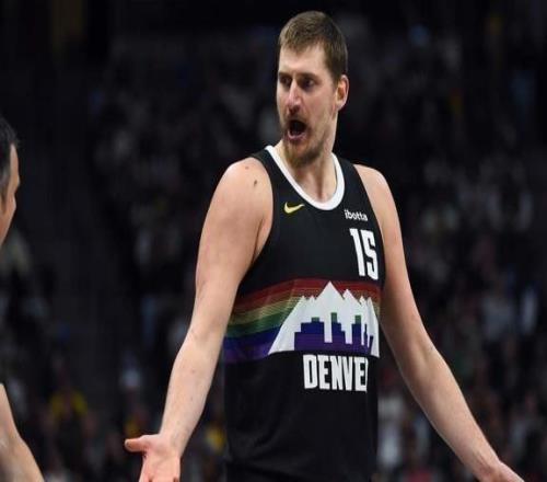 約基奇半場(chǎng)奇葩數(shù)據(jù)比肩保羅！掘金28分狂勝76人