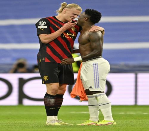 馬卡報預(yù)測曼城對陣皇馬首發(fā)陣容哈蘭德與維尼修斯對決小將皮塔奇參戰(zhàn)_西甲直播