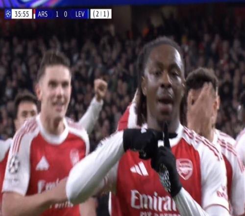 世界波破門，埃澤斬獲歐冠生涯處子球