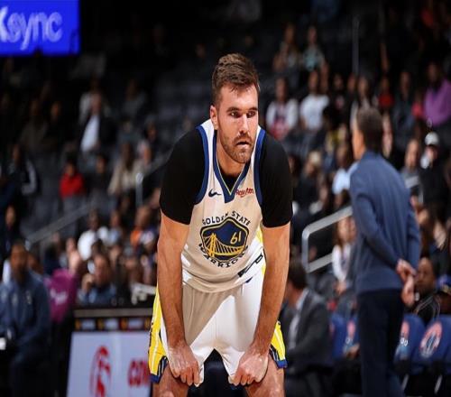 無法理解的安排！為什勇士還愿意給這位替補(bǔ)控衛(wèi)大量的出場時(shí)間